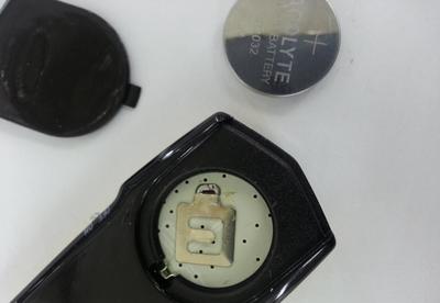 熱銷新款藍牙自拍器 你的便攜拍照助手